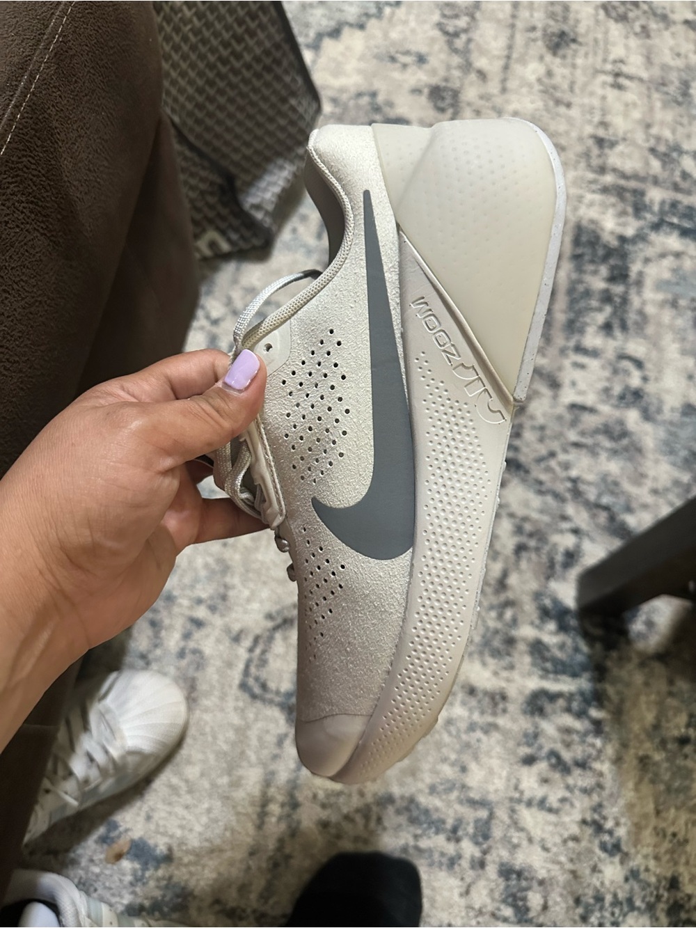 Nike Men's Training Shoe - Light Cream with Gray Swoosh Nike Air Zoom TR1 - Picture 12 of 12